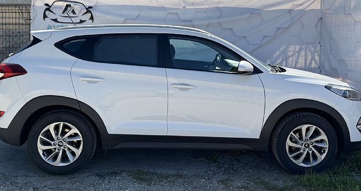 Zunanja slika - Hyundai Tucson - 1.7 CRDi - LED - PDC - TEMP - ALU17 - 5