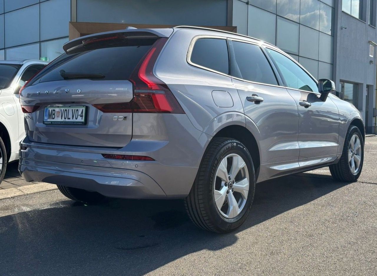 Zunanja slika - Volvo XC60 - B5 AWD Mild hybrid Petrol - 4