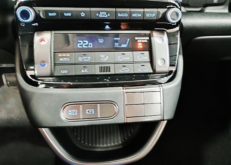 Zunanja slika - Hyundai Inster - 42 KWH TREND-AKT.TEMP-APPLE-DAB-KAMERA-VIDEO - 12