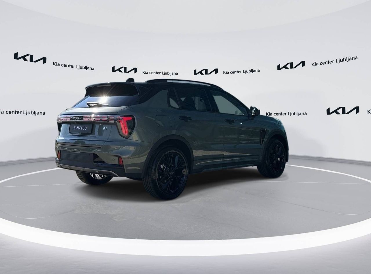 Zunanja slika - Lynk & Co 01 - More 2025 Priključni hibrid... - 5