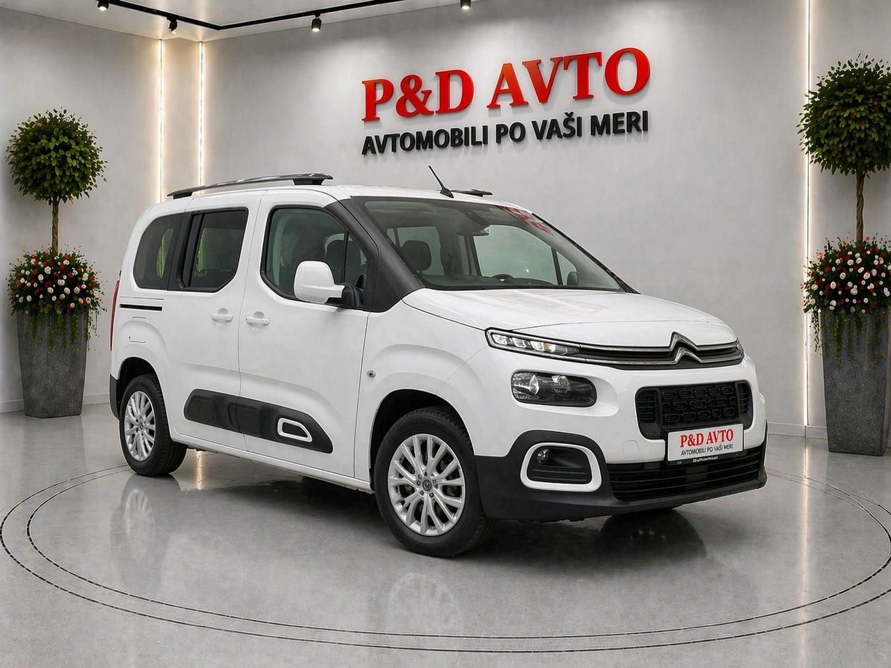 Zunanja slika - Citroën Berlingo - 1,5 BlueHDi 130 S&S Shine M - 4