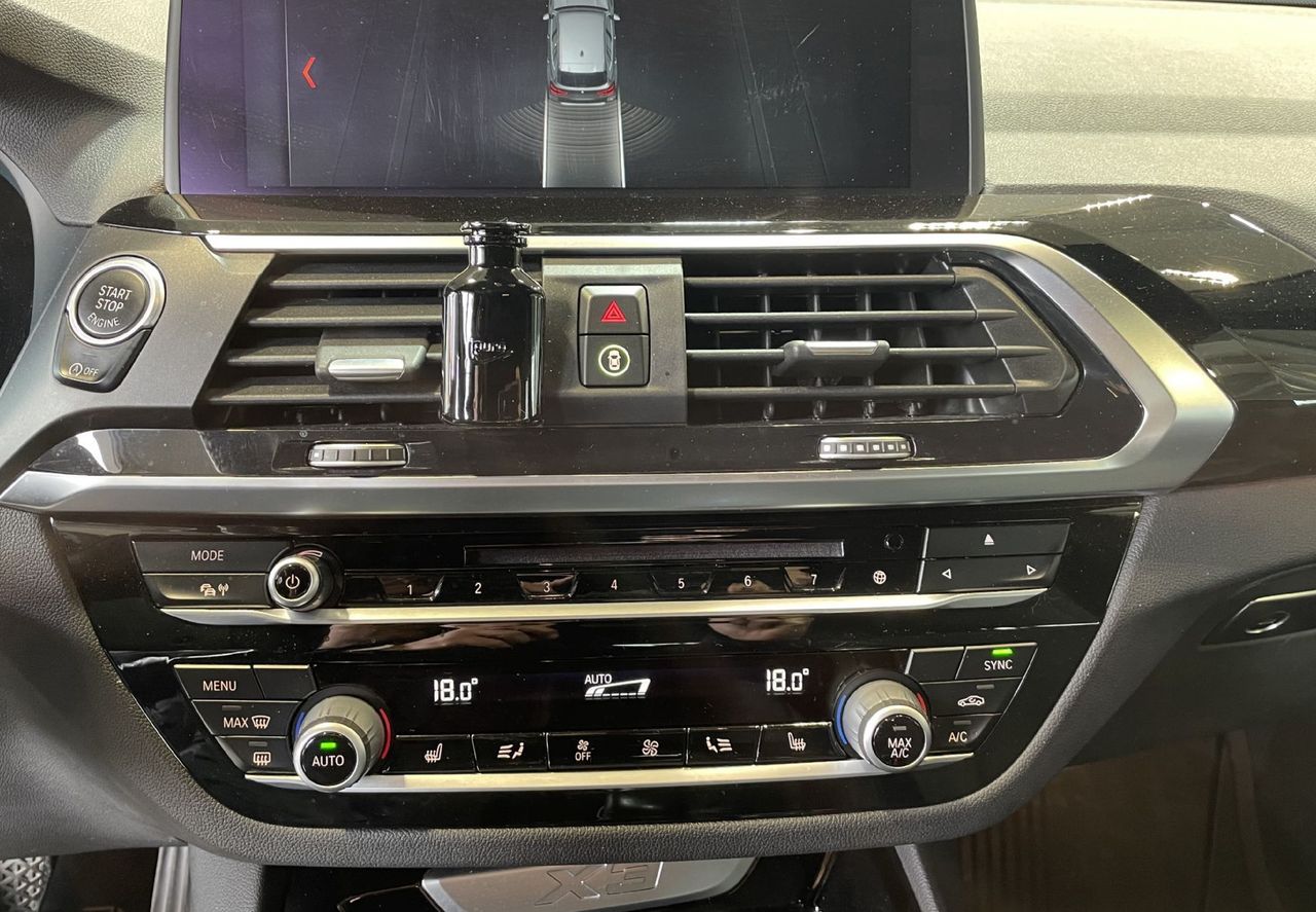 Zunanja slika - BMW X3 - serija : X DRIVE-NAVIGACIJA-TEMPOMAT-USNJE-GRETJE SED-LED - 19