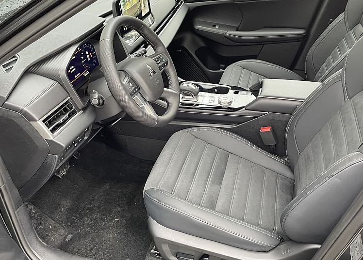 Zunanja slika - Mitsubishi Outlander - PHEV 4WD 2.4 Intense Avt. AKCIJA - 6