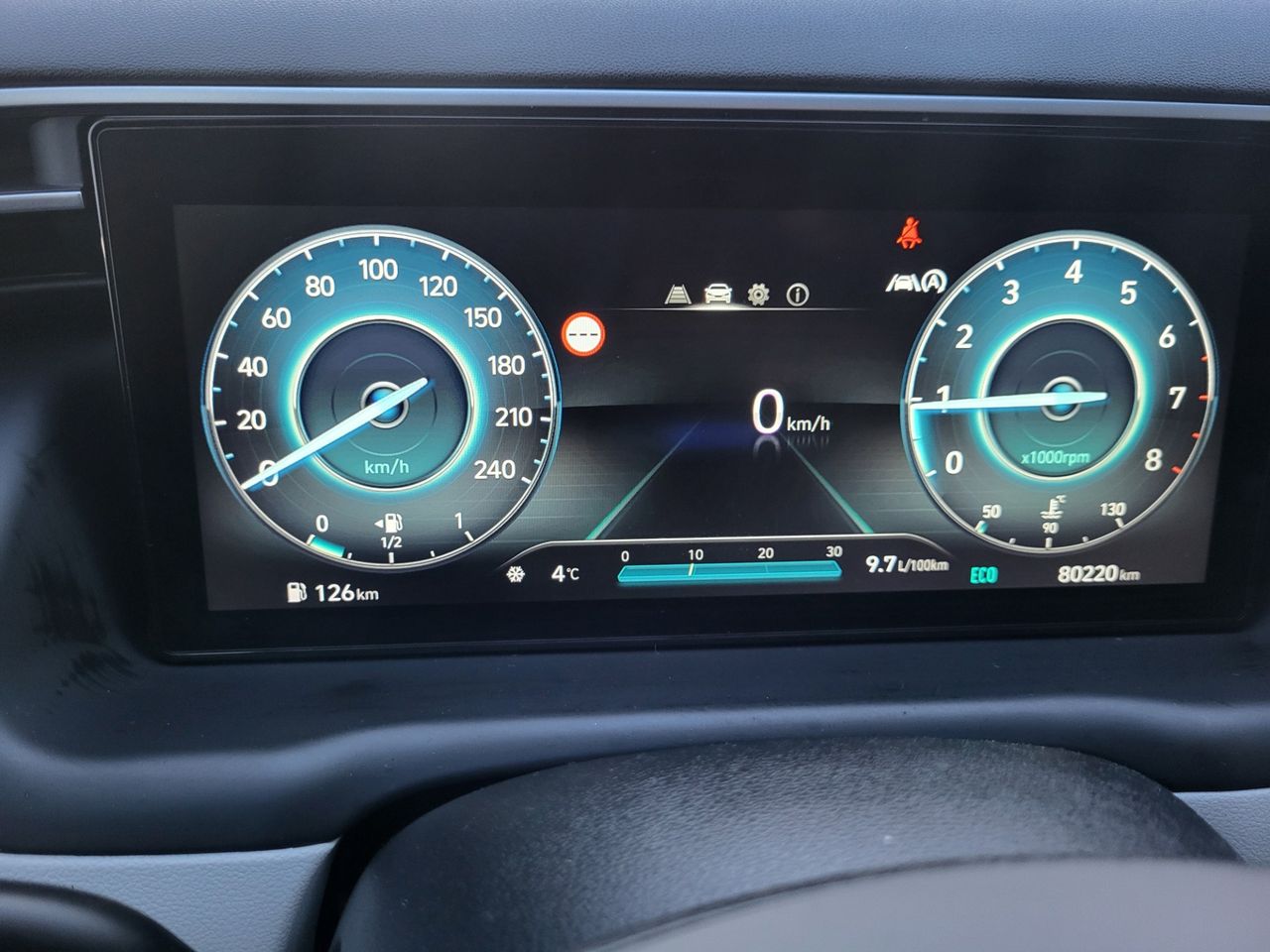 Zunanja slika - Hyundai Tucson - 1.6 T-GDI STYLE slo-1last-acc-alu-temp-pdc-kamera - 8