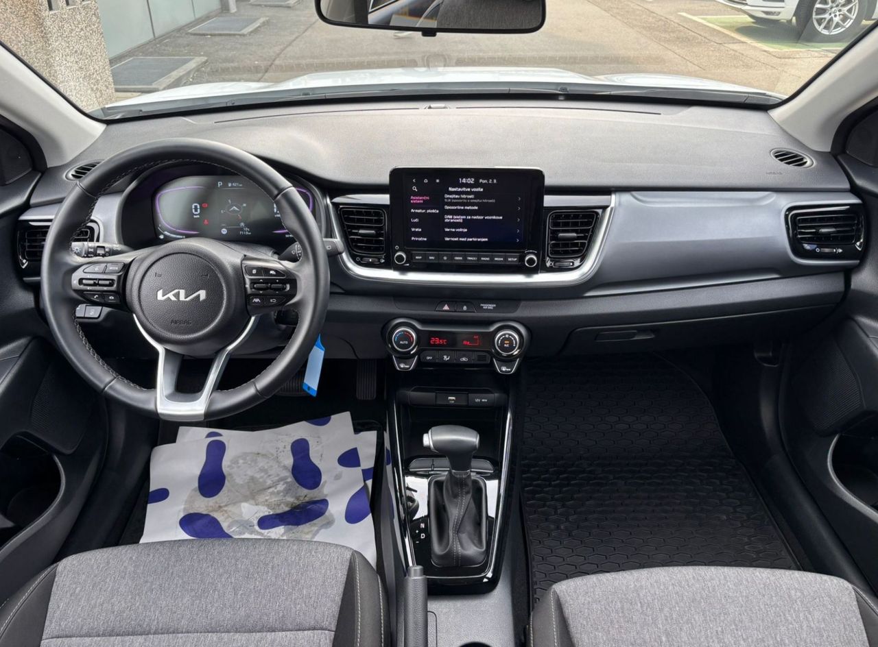 Zunanja slika - KIA Stonic - 1.0 TGDI LX Urban+ DCT SLO-KAMERA-TEMPOMAT - 9