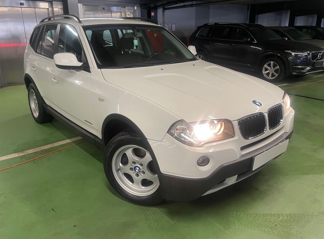 Zunanja slika - BMW X3 - serija : xDrive 18d 105 KW TEMPOMAT. VLEČNA NAPRAVA - 1