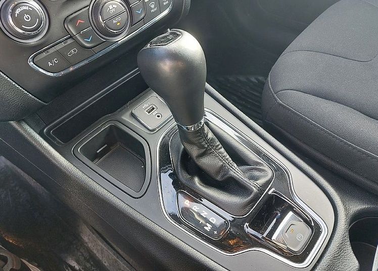 Zunanja slika - Jeep Cherokee - 2.2 Multijet 16v 195 FWD AUT Night Eagle - 15