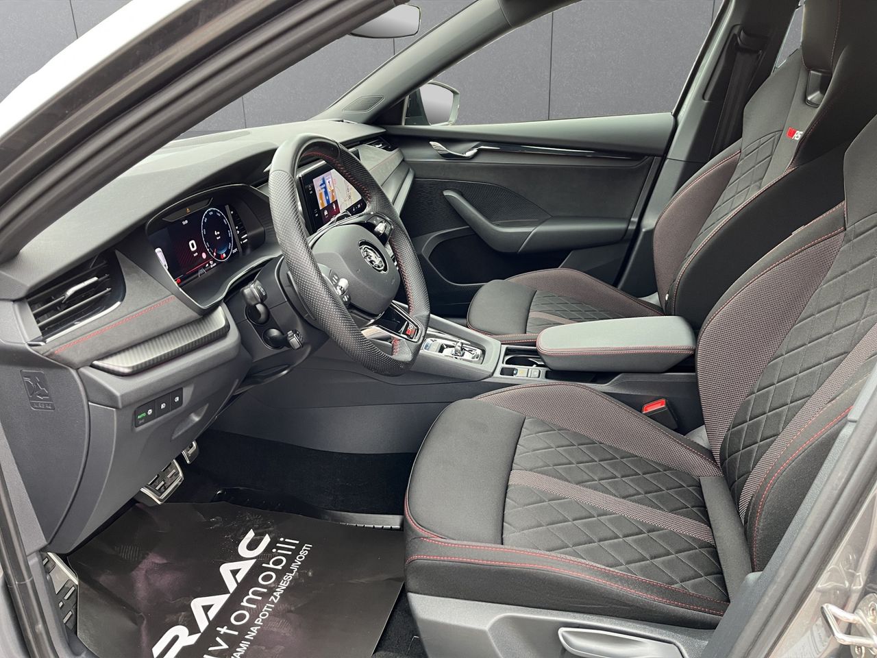 Zunanja slika - Škoda Octavia - Octavia - 11