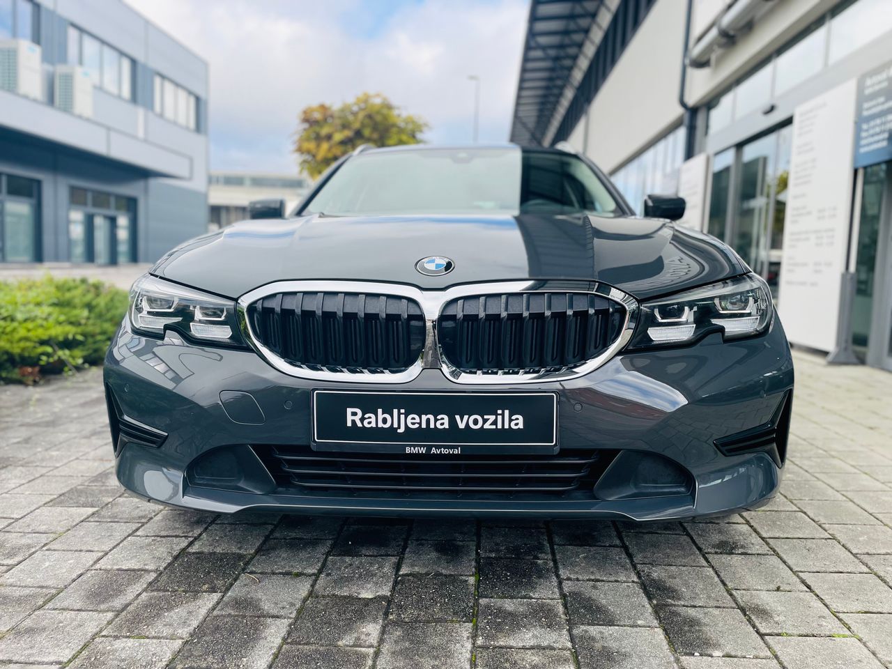 Zunanja slika - BMW Serija 1 - Serija 3 320d xDrive Advantage (AT) - 4