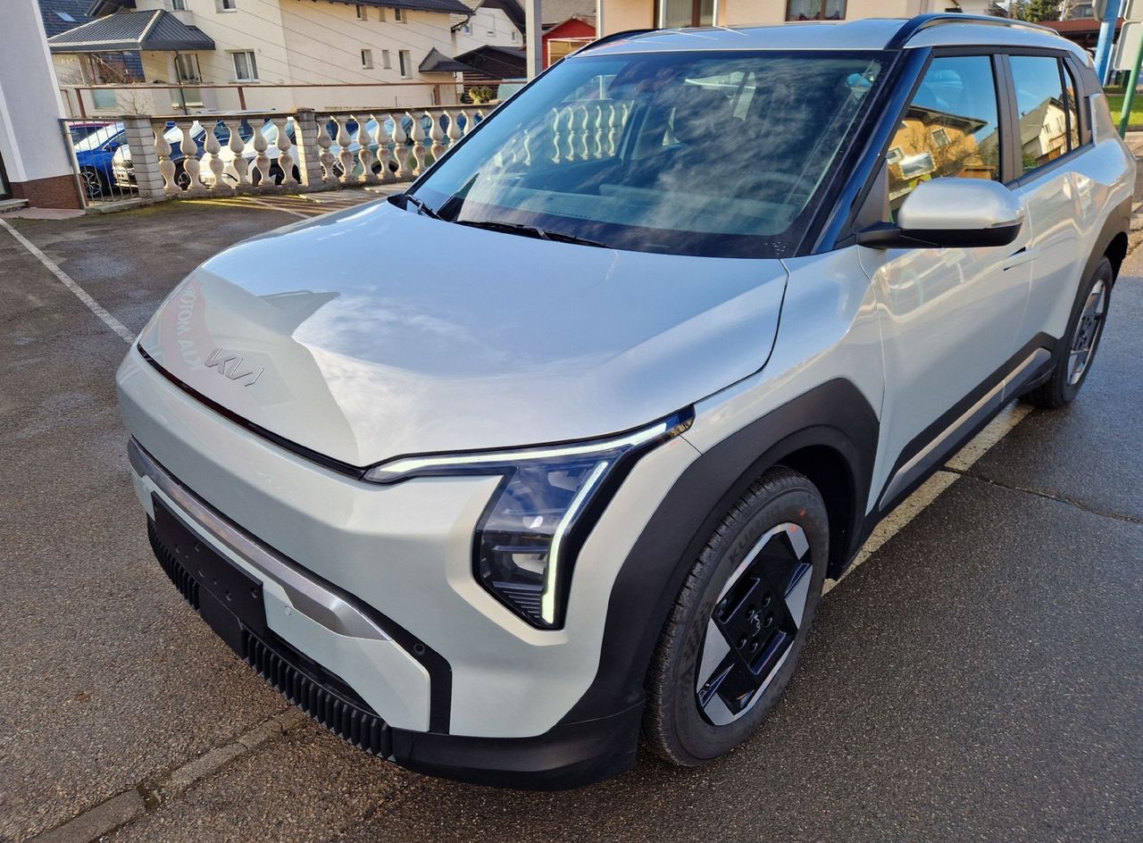 Zunanja slika - KIA EV3 - STAR 58Kw - 3