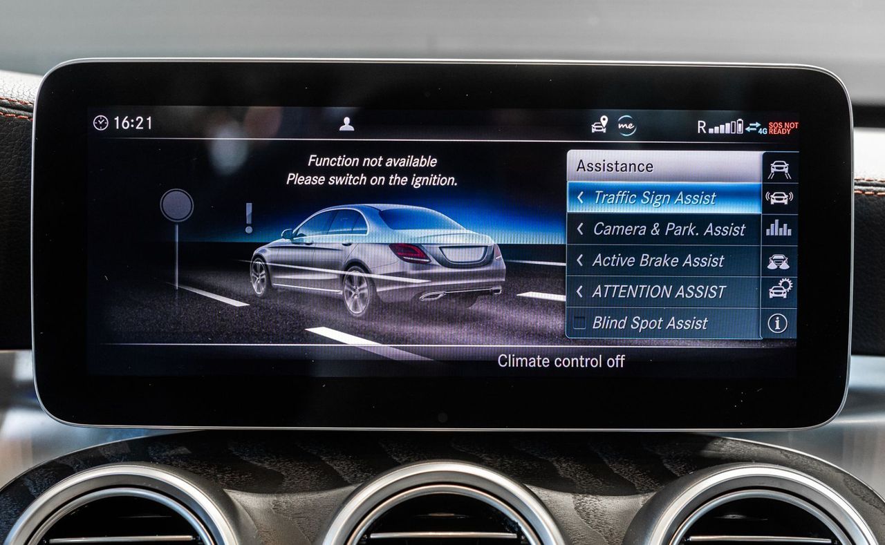 Zunanja slika - Mercedes-Benz C-Razred - C43AMG-4MATIC-KEYLESS-VIRTUAL-PANO-ALCANTARA-19C - 20