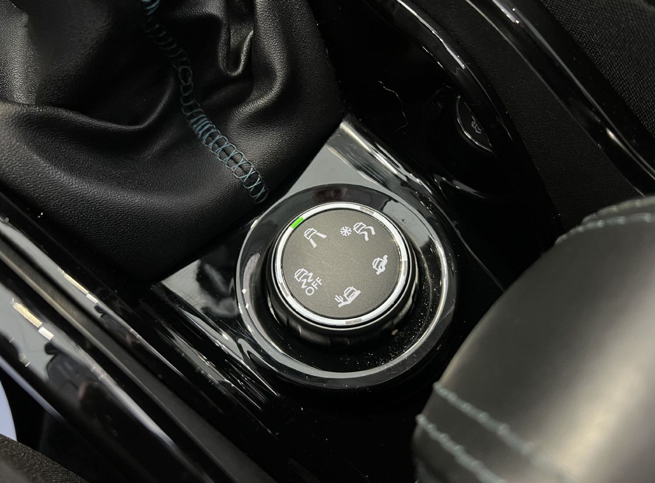 Zunanja slika - Peugeot 2008 - 1.2-110KM-VELIK SERVIS-CROSSWAY-JAMSTVO-OBROK 90€ - 18