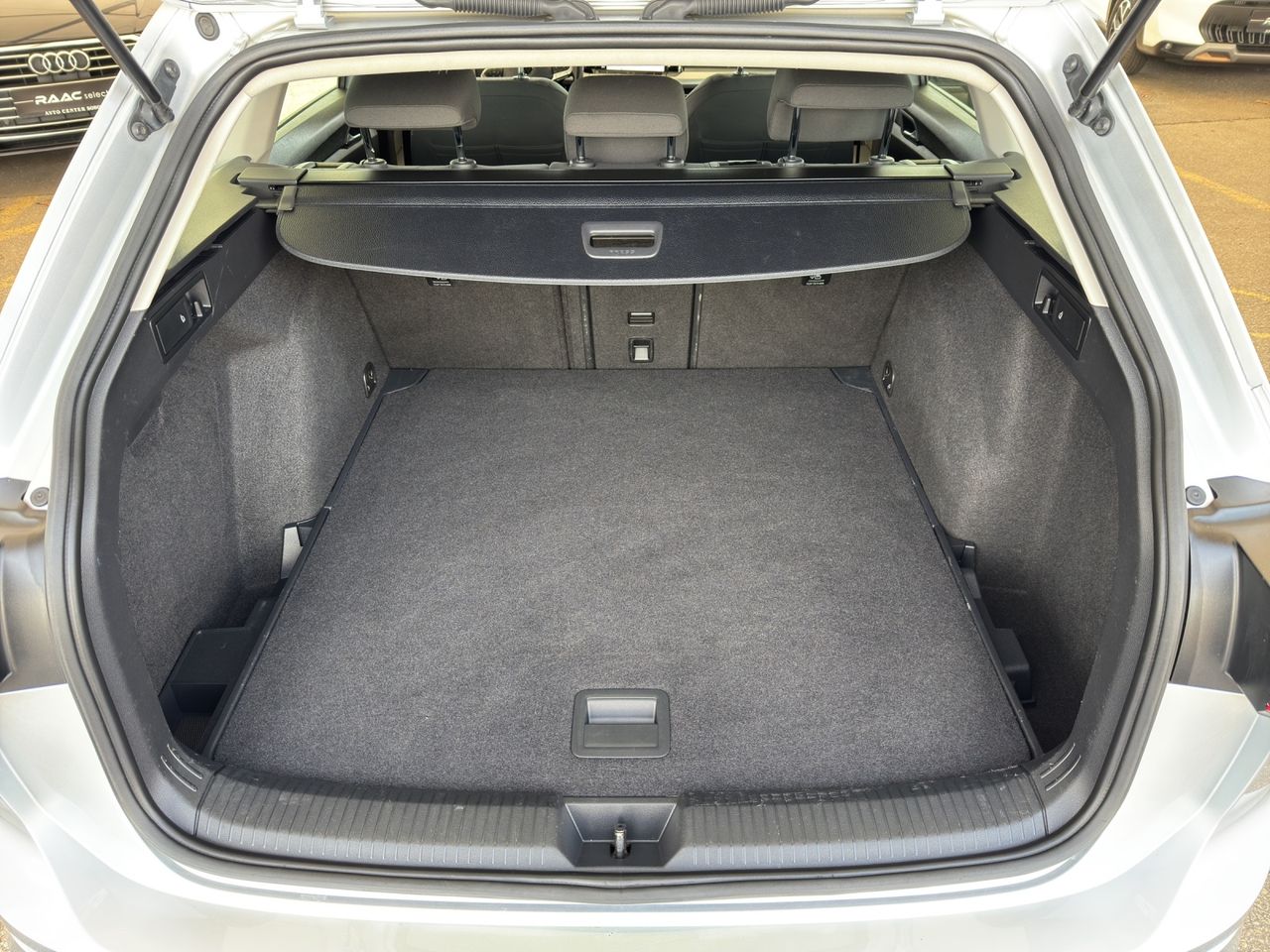 Zunanja slika - VW Golf - Variant 2,0 TDI - 18