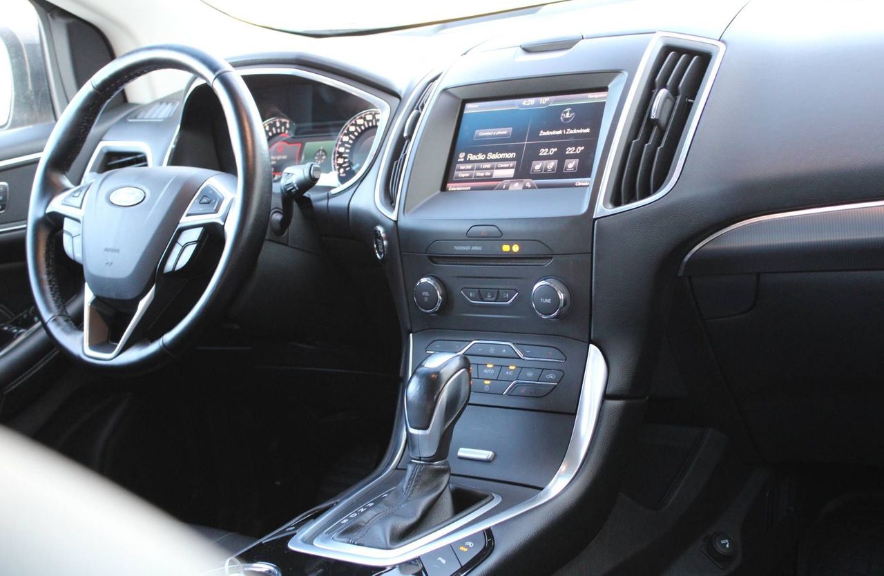 Zunanja slika - Ford Edge - 2.0 TDCi 154 kW AWD Titanium Powershift... - 6