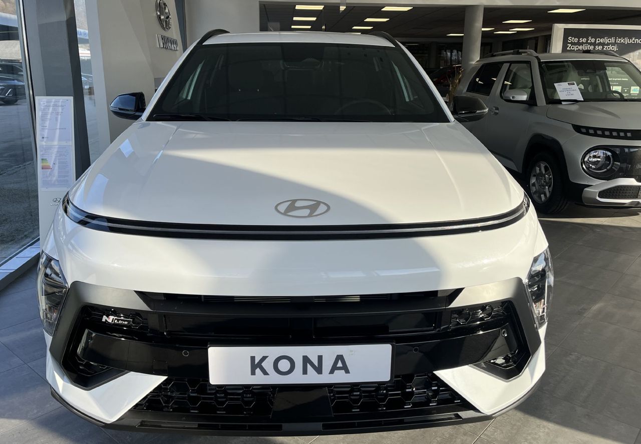 Zunanja slika - Hyundai Kona - 1.6 T-GDI 138 Premium DCT - 2