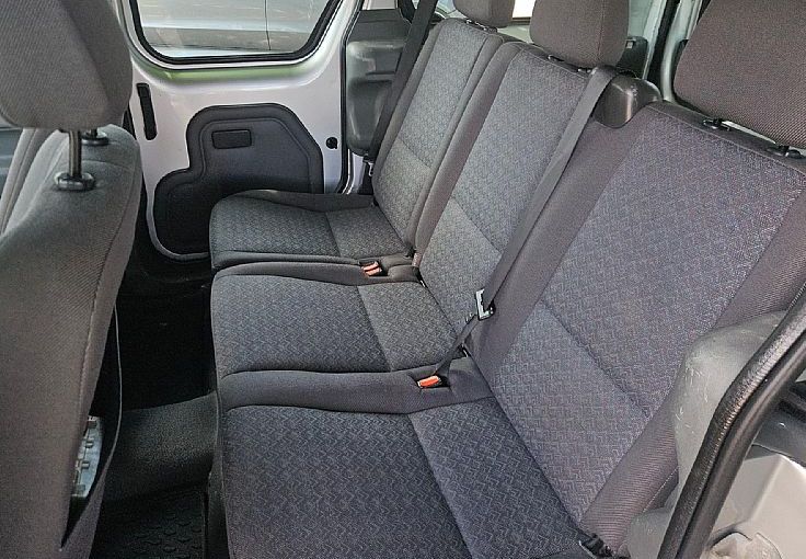 Zunanja slika - Ford Tourneo - CONNECT 1.8 TDCI 90ks °KLIMA° - 9
