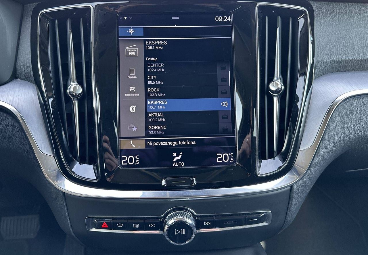 Zunanja slika - Volvo V60 - B4D Momentum Avt - 16