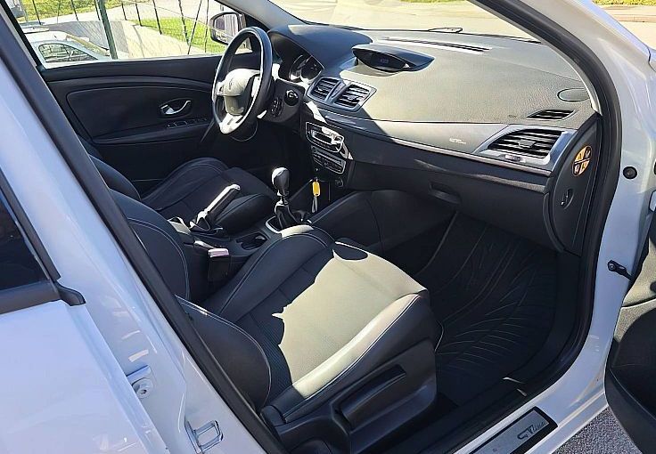 Zunanja slika - Renault Mégane - Megane Dynamique 1.6 16V LEPA KOMBINACIJA VOZILA - 11