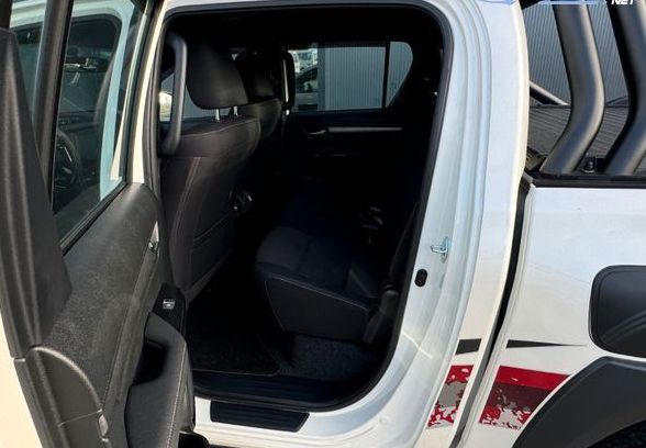 Zunanja slika - Toyota Hilux - V6 4.0 + dod.oprema - 7