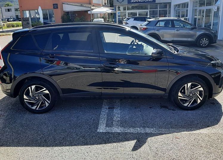 Zunanja slika - Hyundai Bayon - 1.2 style TOVARNIŠKA GARANCIJA DO 8 2027 - 4