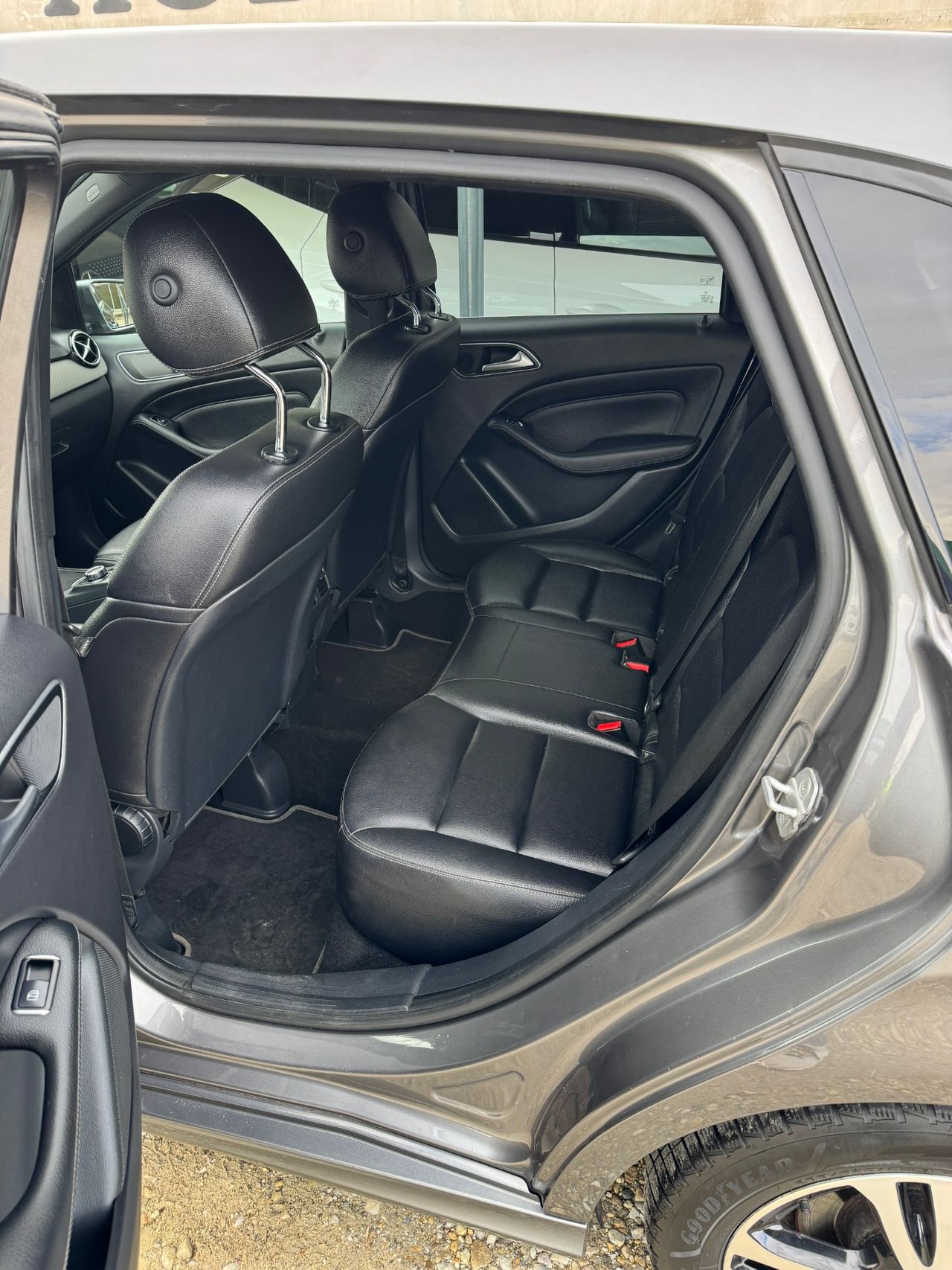 Zunanja slika - Mercedes-Benz B 180 - d Style - 13
