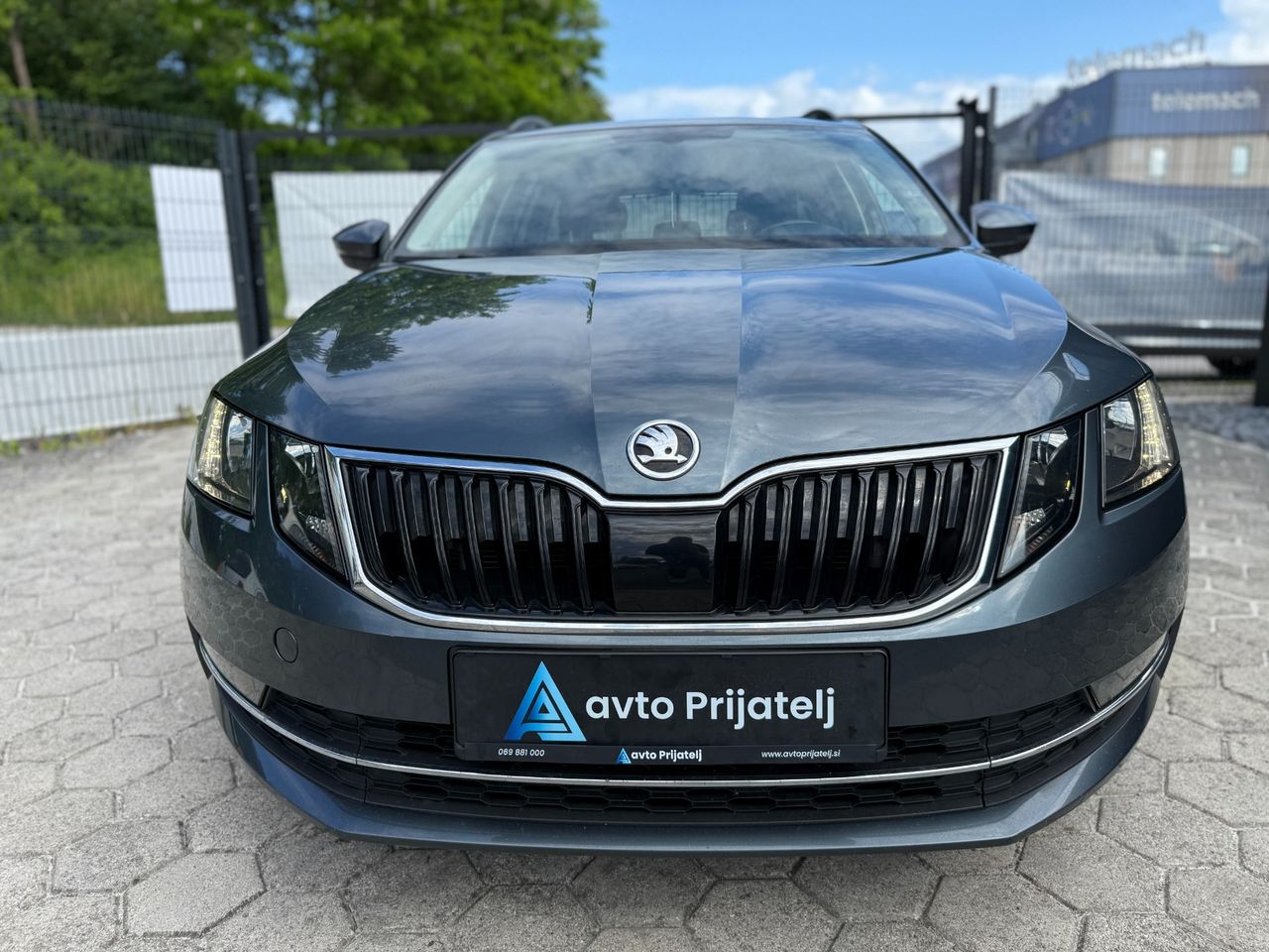 Zunanja slika - Škoda Octavia - 2.0 TDI 110KW Avt - 8