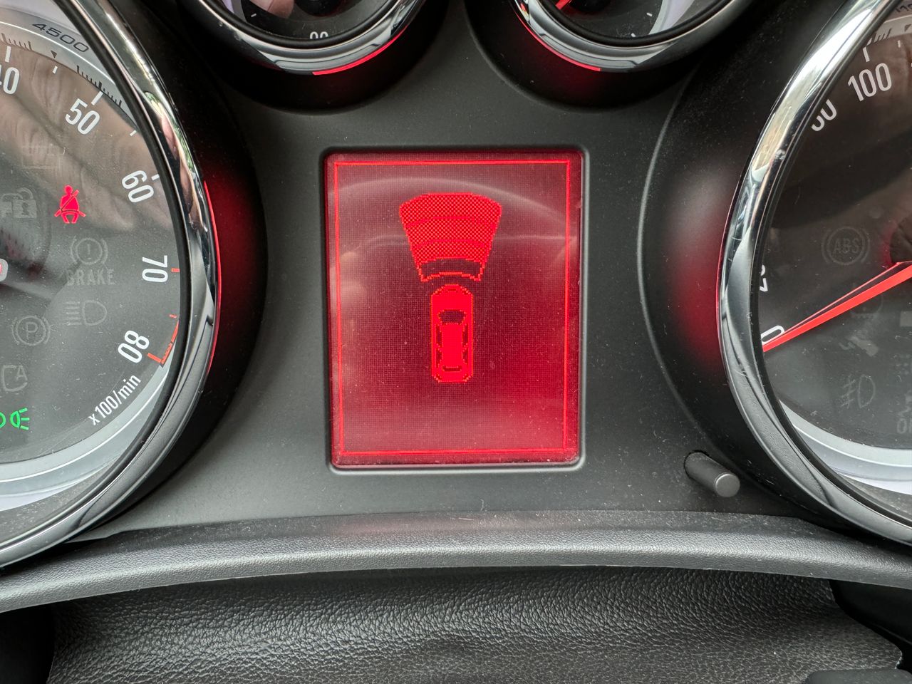 Notranja slika - Opel Astra - Opel - 11