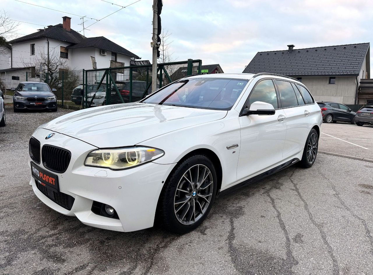Zunanja slika - BMW Serija 5 - Touring: 530d xDrive M SPORT SLO 1.LASTNIK FULL LED ACC - 1