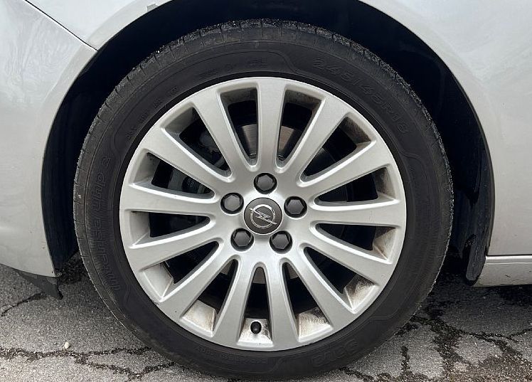 Zunanja slika - Opel Insignia - 2.0 CDTI 118KW AWD - XENON - GRETJE - PDC - 6