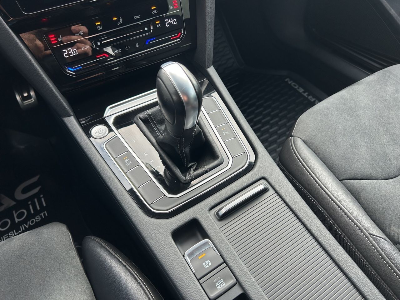 Zunanja slika - VW Arteon - 4motion 2,0 TDI R-Line DSG - 2