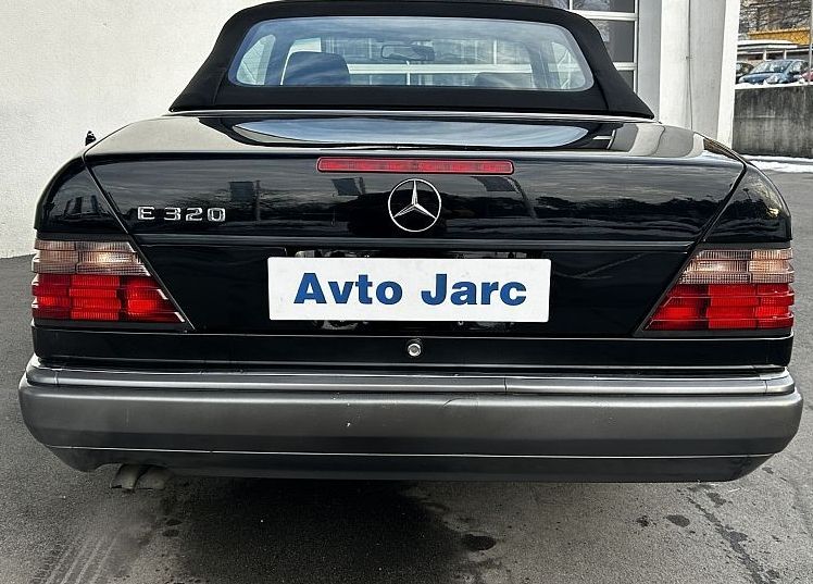 Zunanja slika - Mercedes-Benz E-Razred - E320 - 3