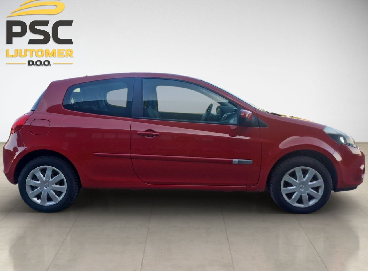 Zunanja slika - Renault Clio - 1.2 16V Avantage - 8