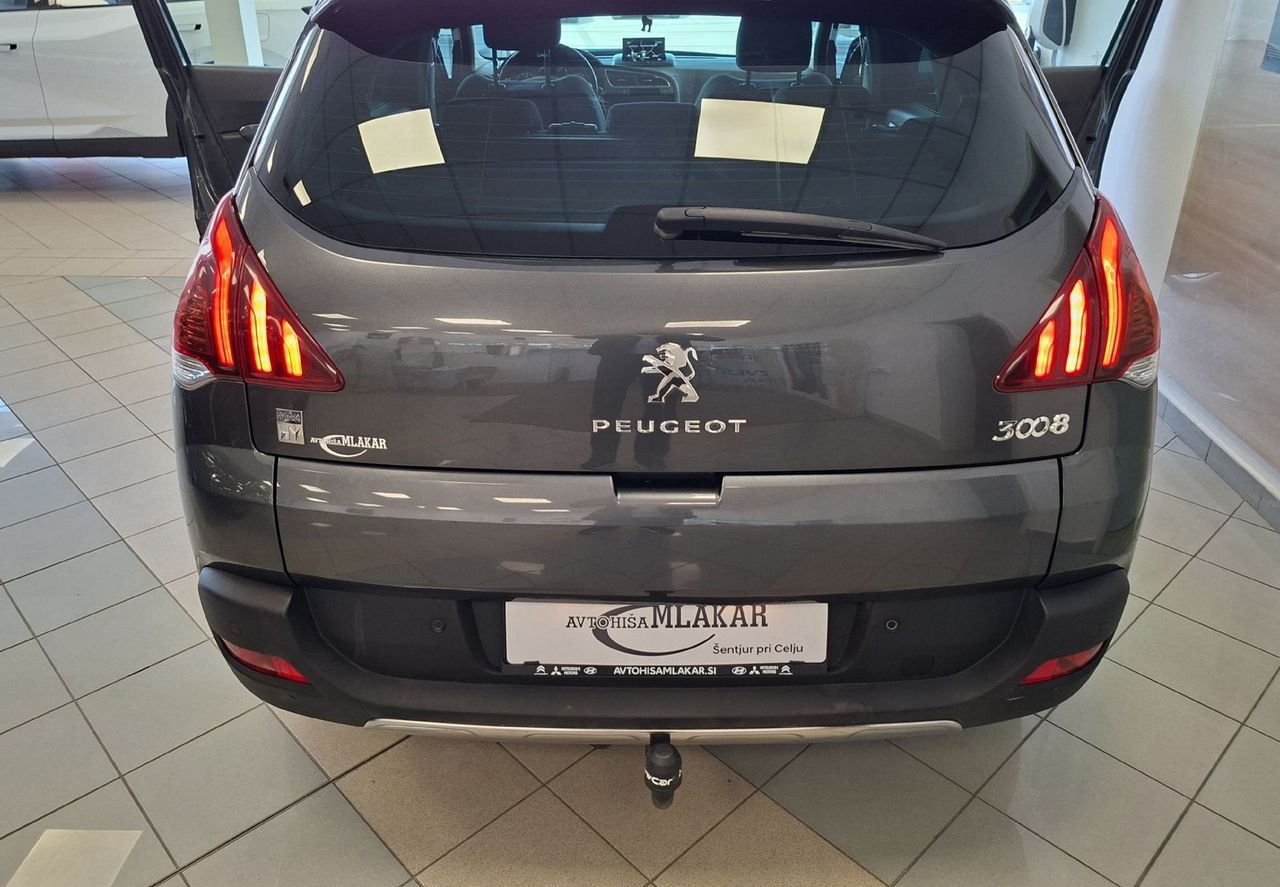 Zunanja slika - Peugeot 3008 - HYBRID 4X4-LED-NAVI-PDC-KLJUKA-HITRI KREDIT- - 5