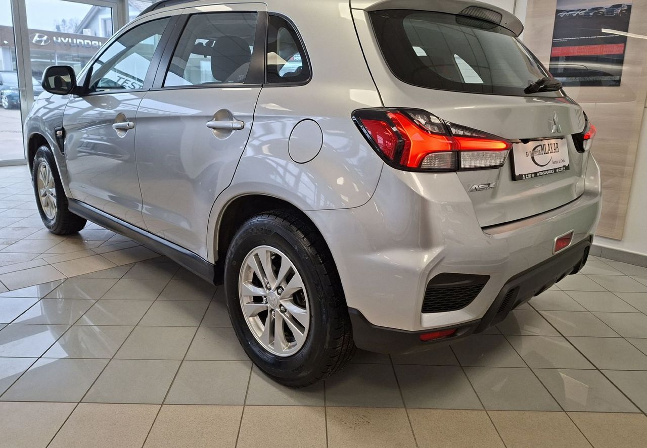 Zunanja slika - Mitsubishi ASX - 2.0 MIVEC 110 kW Intense+ 2WD-1.LASTNIK-SLO- - 3