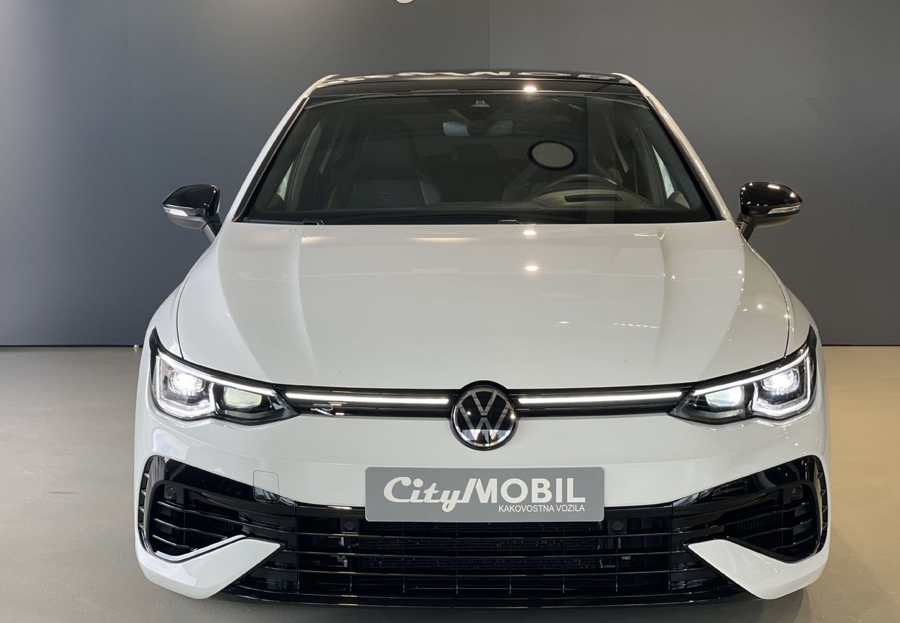 Zunanja slika - VW Golf - 2.0 TSI 4M avt. R 235  320 - 2