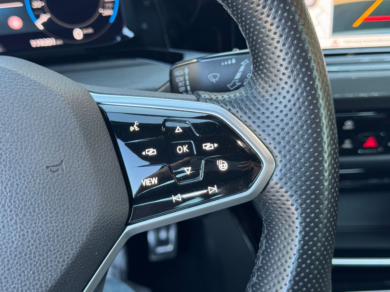 Notranja slika - VW Golf - VW - 15