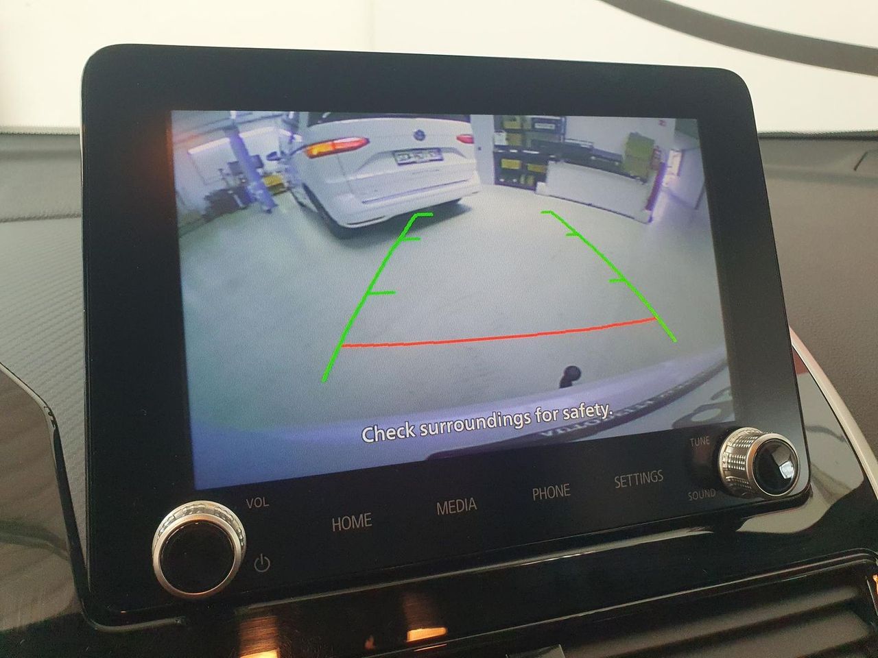 Zunanja slika - Mitsubishi Eclipse - Cross 4WD 2,4 PHEV Instyle+ CVT - 11