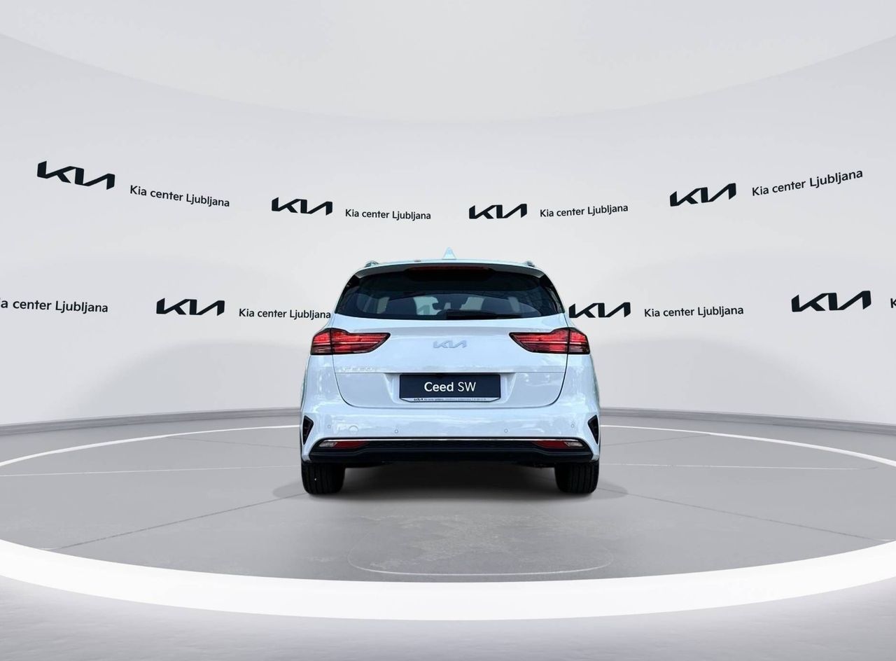 Zunanja slika - KIA Ceed - SW 1.5 T-GDI LX Champion+ ISG - 6