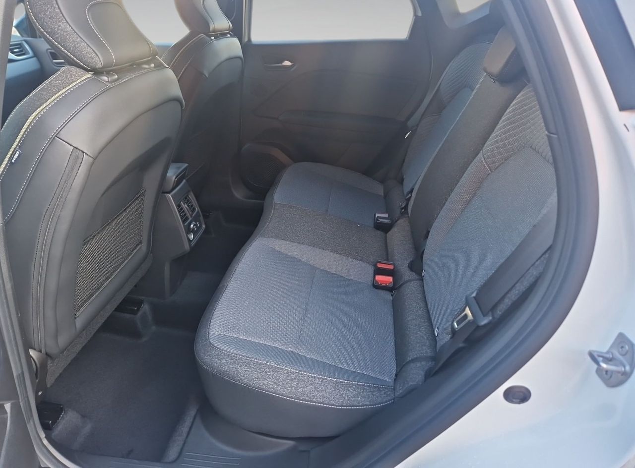 Zunanja slika - Renault Captur - TCe 90 techno + PAKET ZIMA - 14