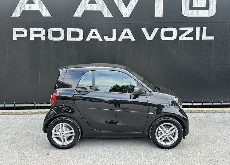 Zunanja slika - Smart Smart fortwo - fortwo EQ electric drive -3000€ SUBVENCIJE - 3