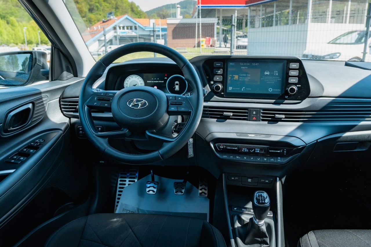 Zunanja slika - Hyundai Bayon - 1,0 T-GDI Life - 10