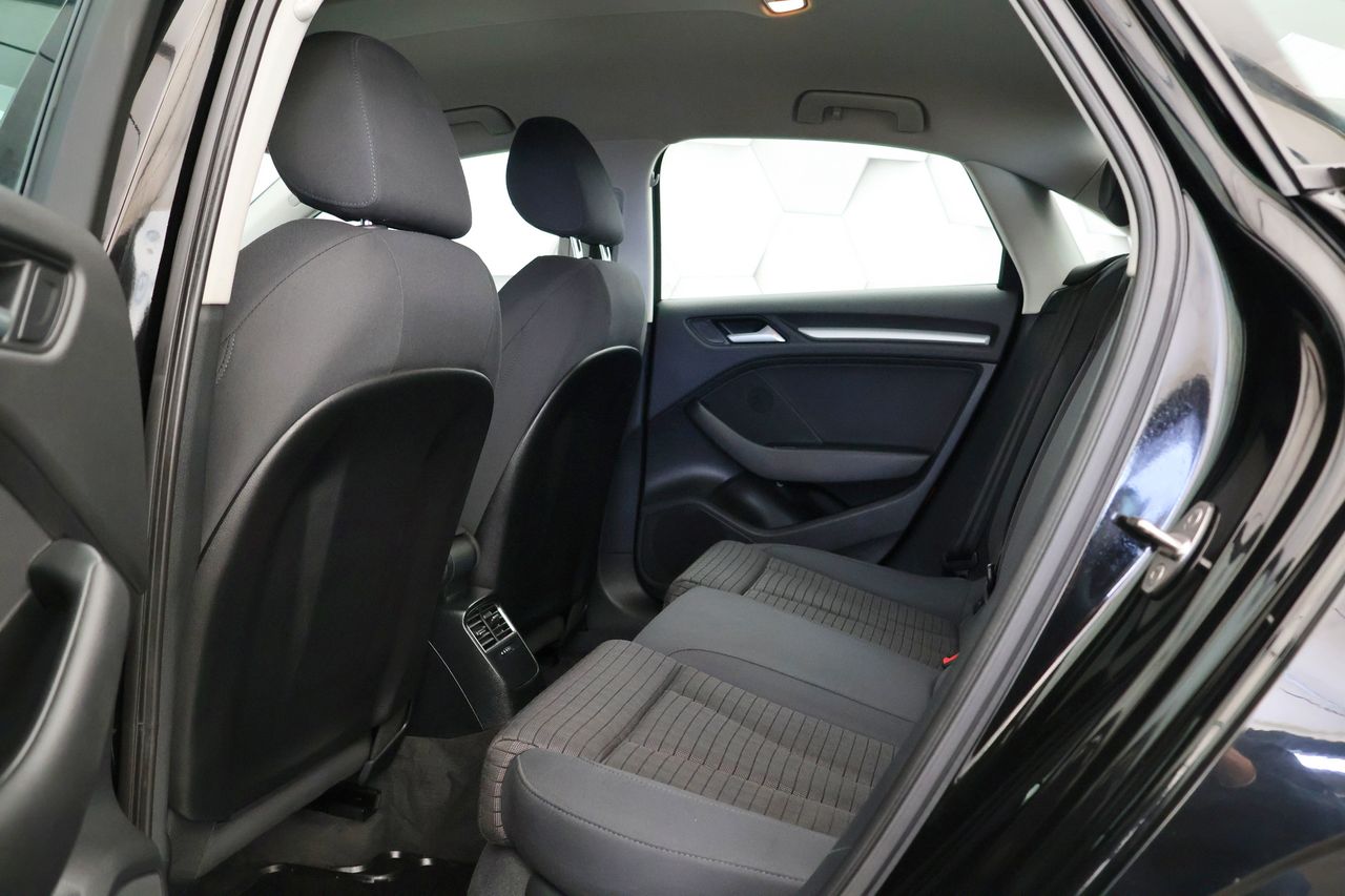 Zunanja slika - Audi A3 - 1.4  TFSI 150KM Sport - 10