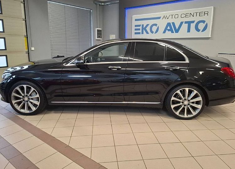 Zunanja slika - Mercedes-Benz C-Razred - C 350 e EXCLUSIVE-SLO-1LASTNIK-KOT NOV - 4