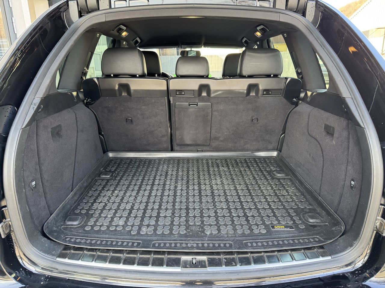 Zunanja slika - Porsche Cayenne - S 4.8 385KM TIPTRONIC ODLIČEN 2 KOMPLETA PLATIŠČ - 12