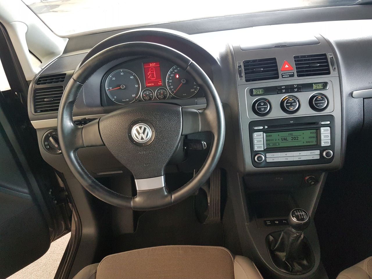Zunanja slika - VW Touran - 1,9 TDI Highline - 10