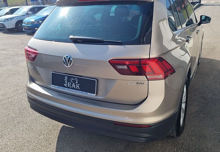 Zunanja slika - VW Tiguan - 2.0 TDI BMT Comfortline 1.LASTNIK. SLO - 6