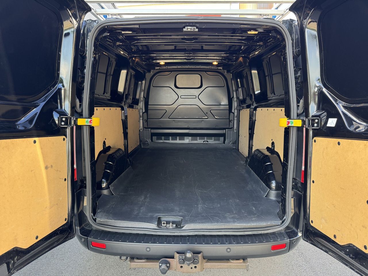 Zunanja slika - Ford Transit Custom - Trend L2H1 320 2.0D-130KM M6 - 8