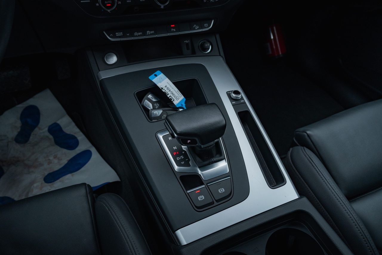 Zunanja slika - Audi Q5 - quattro 40 TDI S line S tronic - 11