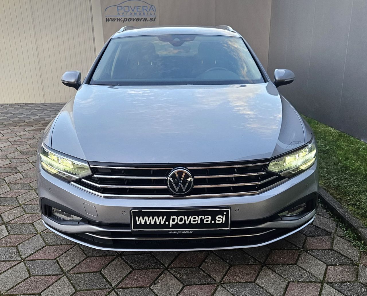 Zunanja slika - VW Passat - Variant 2.0 TDI BMT  Business avt. 110kW+LED+KAM+12.MES.JA - 2