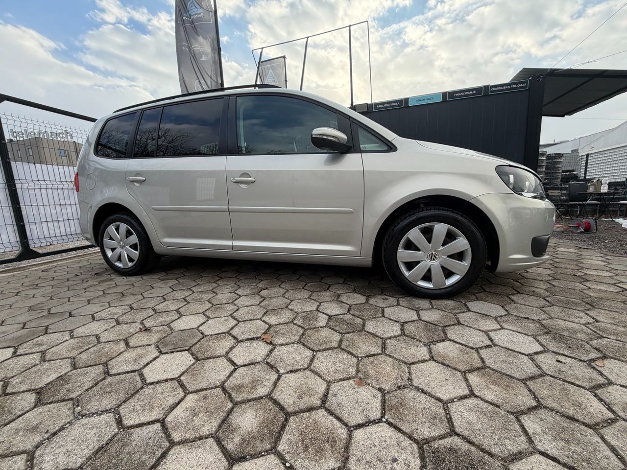 Zunanja slika - VW Touran - 1.6 TDI BlueMotion | AVT | 7 SED - 6